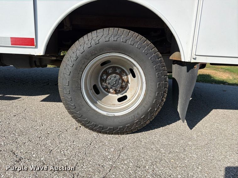 image for item FU4669 2016 Ford F350 Super Duty XL Ext. Cab utility / service truck
