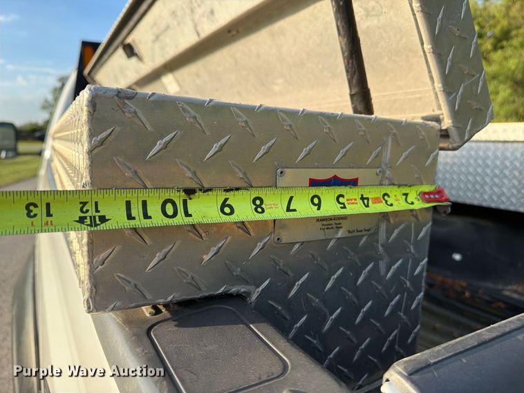 image for item FU4670 2000 Ford F250 Super Duty XL pickup truck