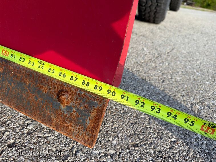 image for item FU4670 2000 Ford F250 Super Duty XL pickup truck