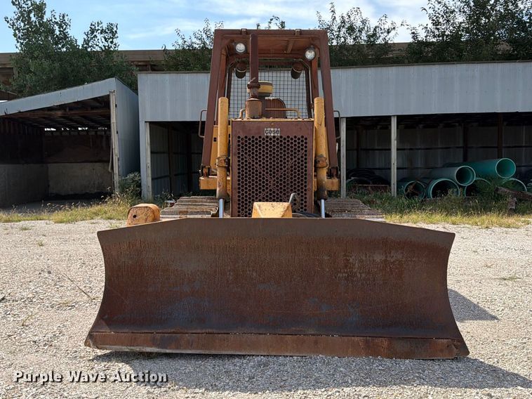 image for item FU4675 1986 Case 850D dozer
