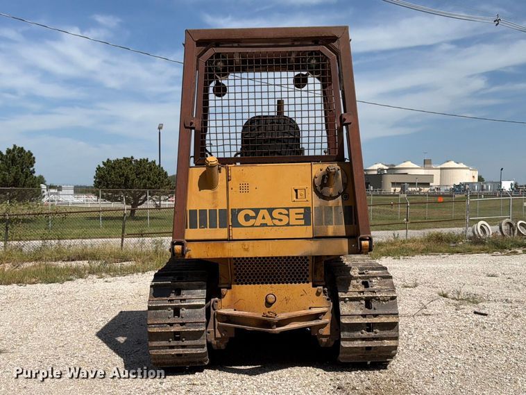 image for item FU4675 1986 Case 850D dozer