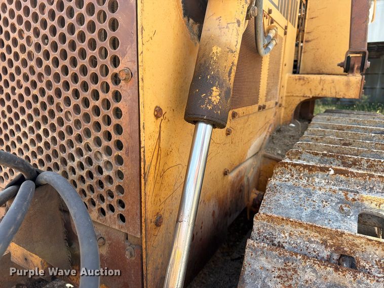 image for item FU4675 1986 Case 850D dozer