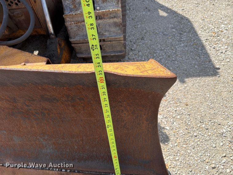 image for item FU4675 1986 Case 850D dozer