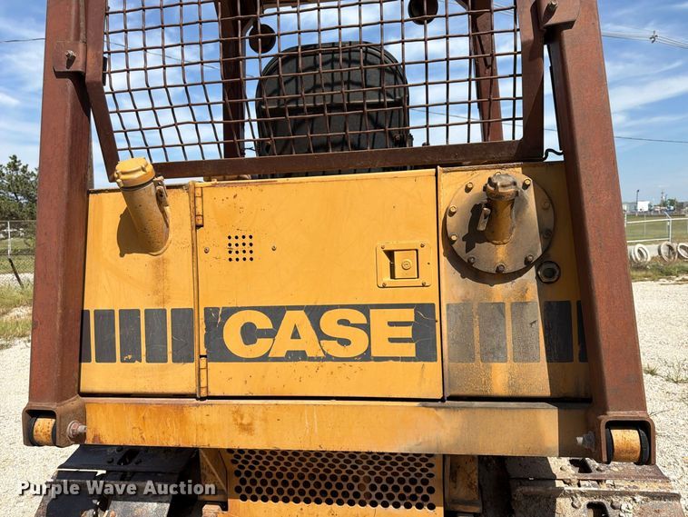 image for item FU4675 1986 Case 850D dozer