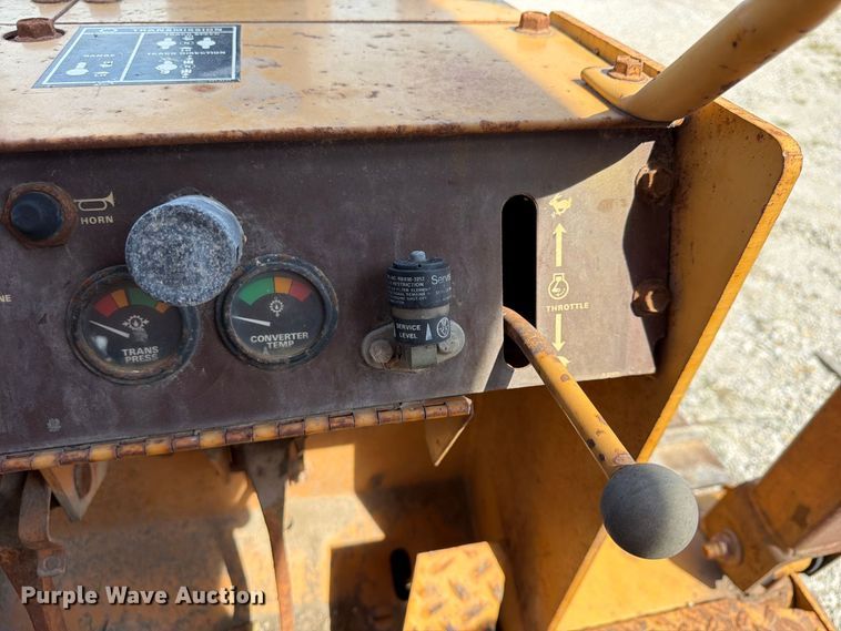 image for item FU4675 1986 Case 850D dozer