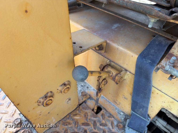 image for item FU4675 1986 Case 850D dozer