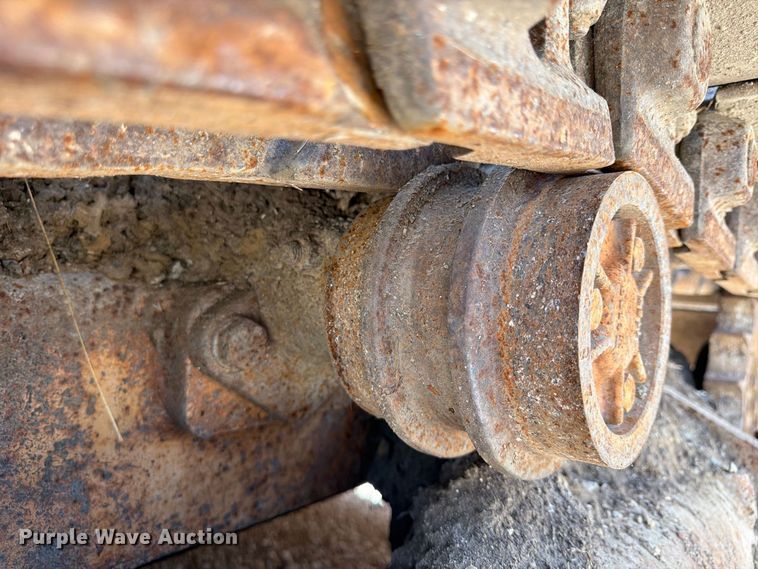 image for item FU4675 1986 Case 850D dozer