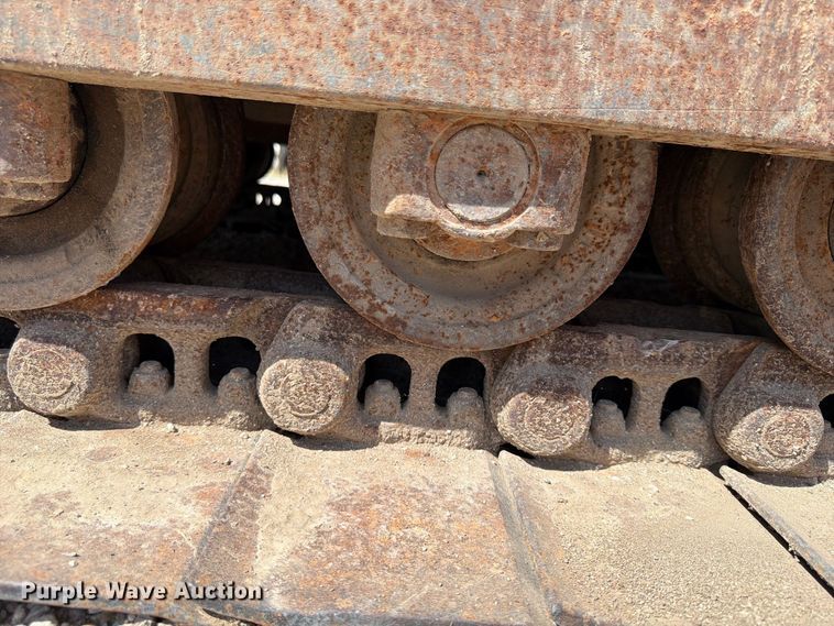 image for item FU4675 1986 Case 850D dozer