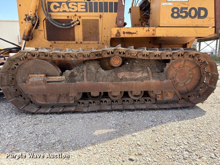image for item FU4675 1986 Case 850D dozer