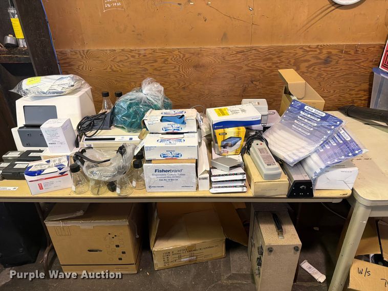 image for item FU5004 Lab equipment