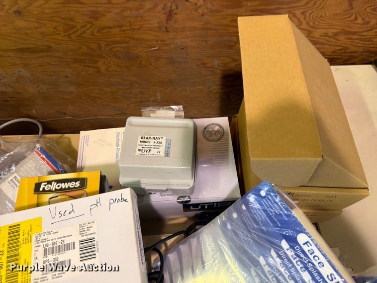 image for item FU5004 Lab equipment