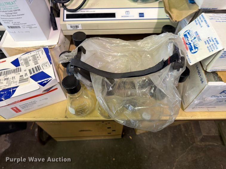 image for item FU5004 Lab equipment