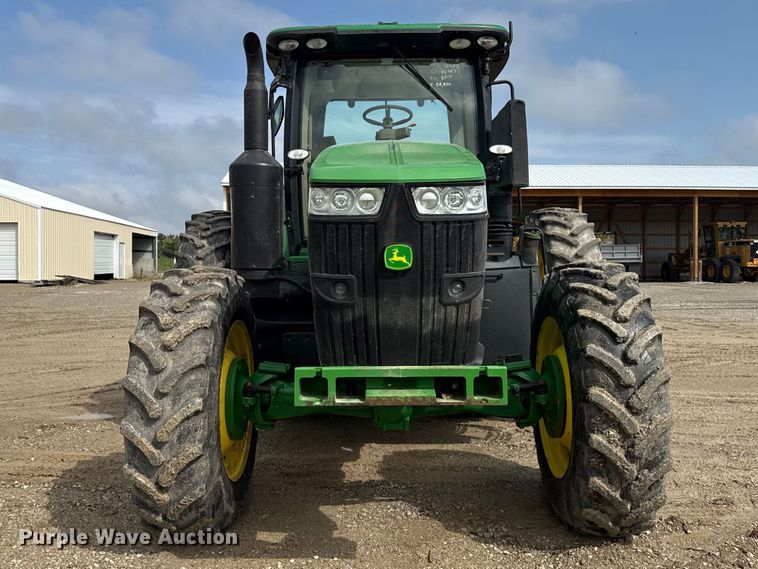image for item ND9541 2015 John Deere 7210R MFWD tractor
