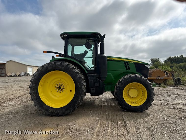 image for item ND9541 2015 John Deere 7210R MFWD tractor