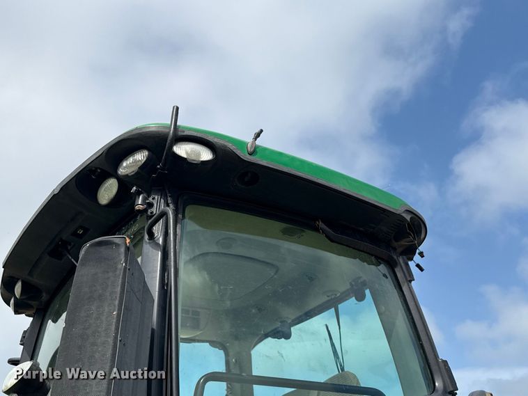 image for item ND9541 2015 John Deere 7210R MFWD tractor