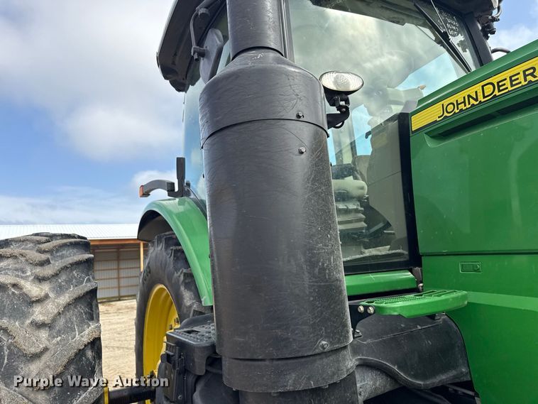 image for item ND9541 2015 John Deere 7210R MFWD tractor
