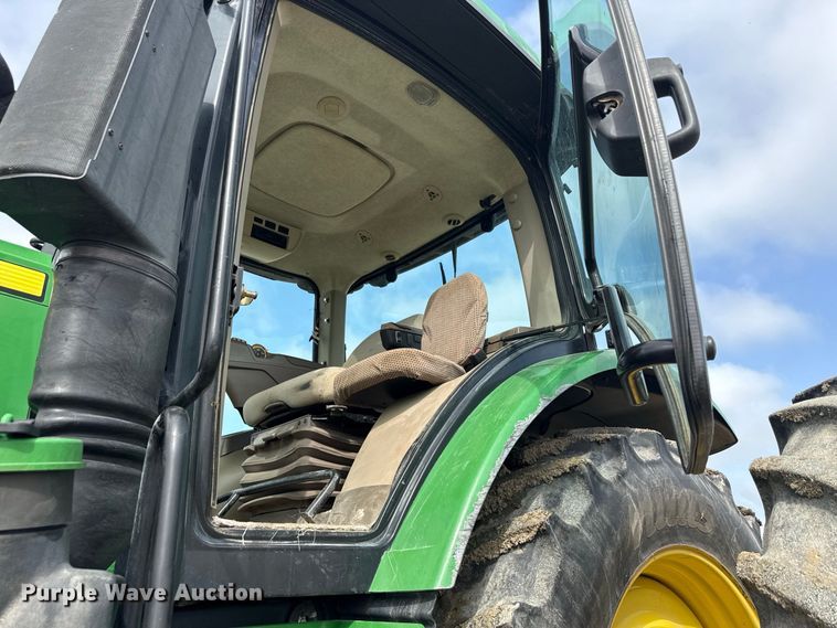 image for item ND9541 2015 John Deere 7210R MFWD tractor