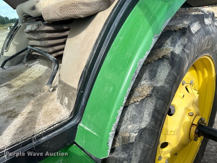 image for item ND9541 2015 John Deere 7210R MFWD tractor