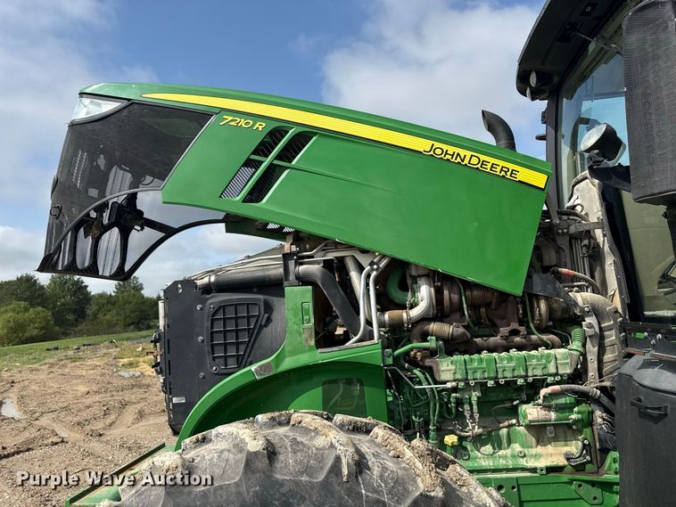 image for item ND9541 2015 John Deere 7210R MFWD tractor
