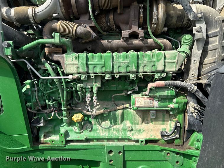 image for item ND9541 2015 John Deere 7210R MFWD tractor