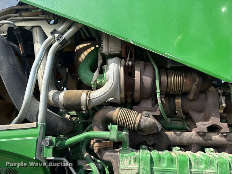 image for item ND9541 2015 John Deere 7210R MFWD tractor