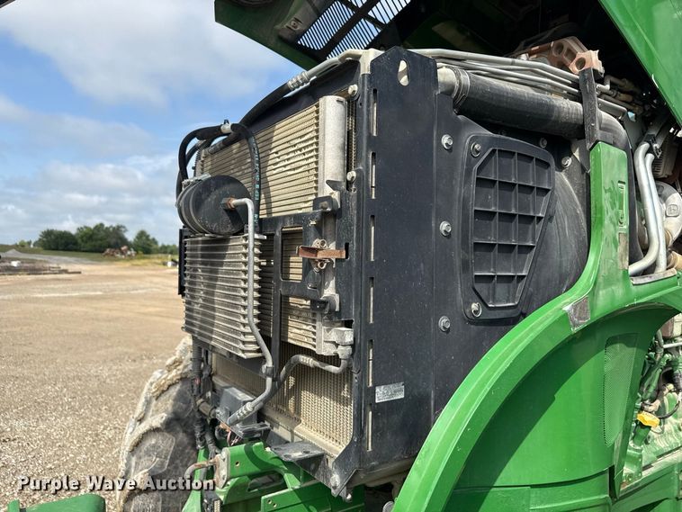 image for item ND9541 2015 John Deere 7210R MFWD tractor