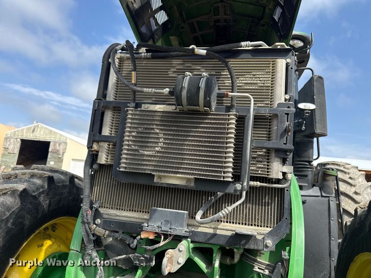 image for item ND9541 2015 John Deere 7210R MFWD tractor