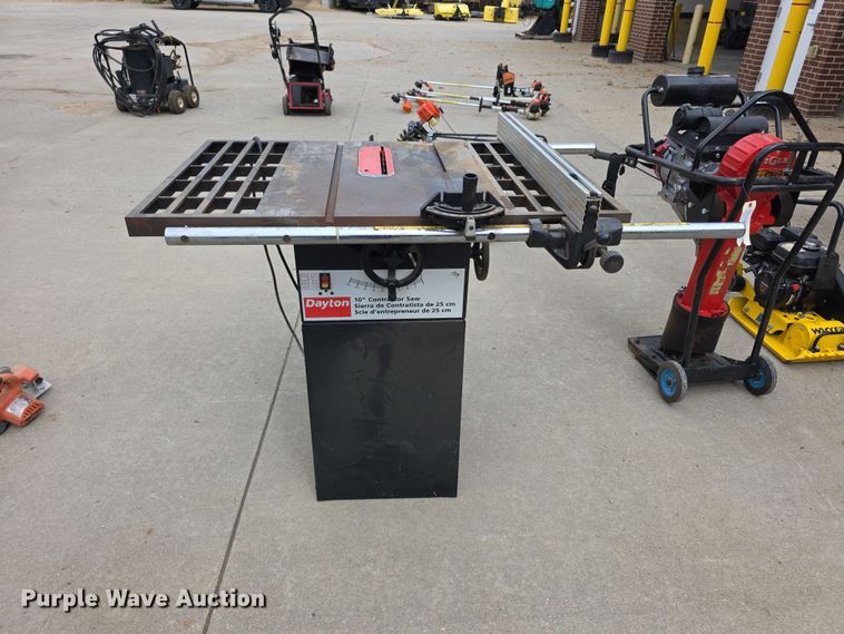 Dayton table saw