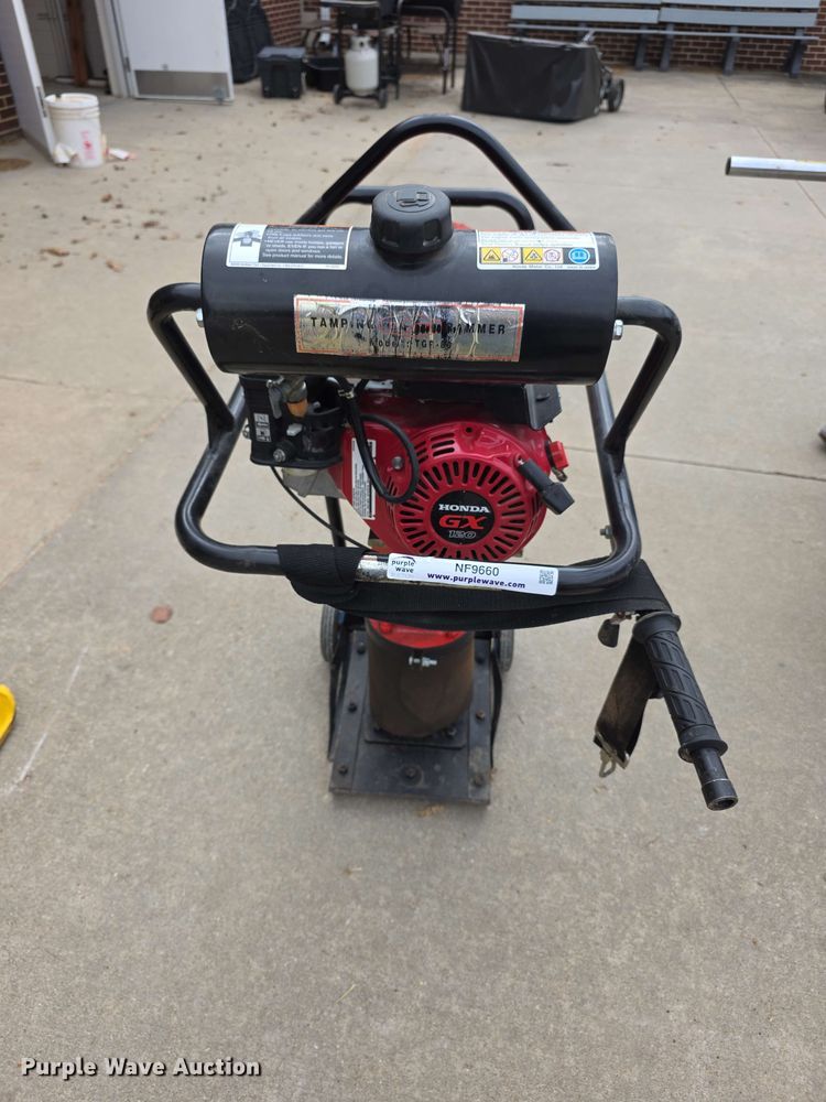 image for item NF9660 Tiger TGR80 plate compactor
