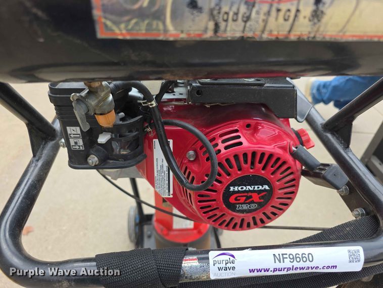 image for item NF9660 Tiger TGR80 plate compactor