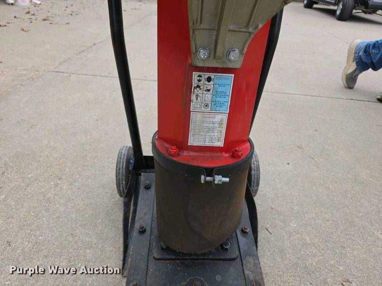 image for item NF9660 Tiger TGR80 plate compactor