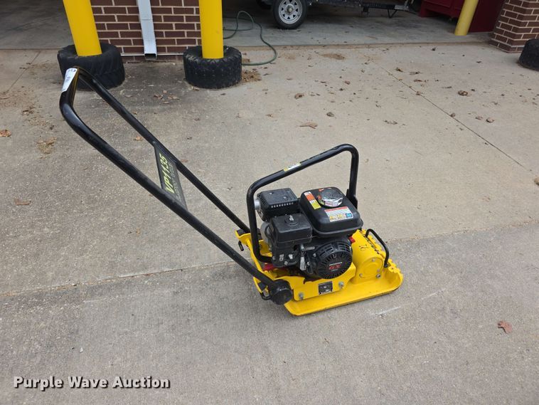 image for item NF9661 Wacker VP1135 plate compactor