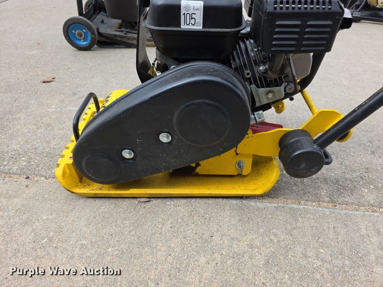 image for item NF9661 Wacker VP1135 plate compactor
