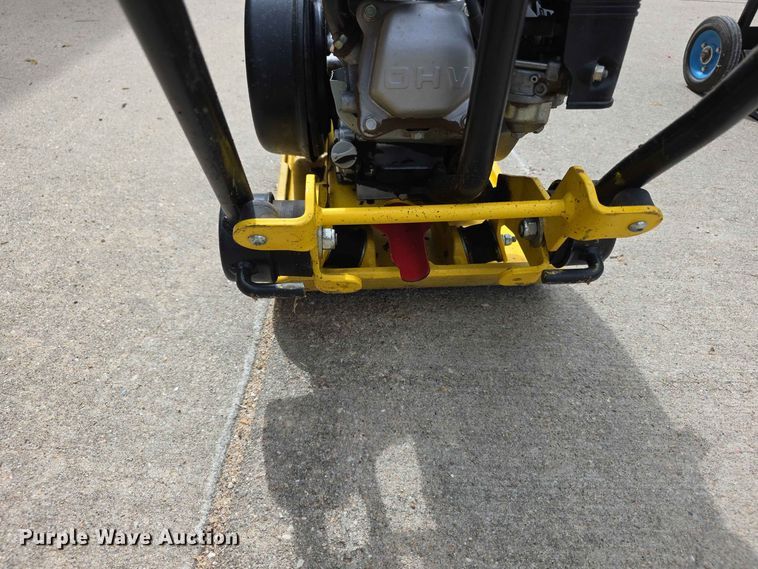 image for item NF9661 Wacker VP1135 plate compactor