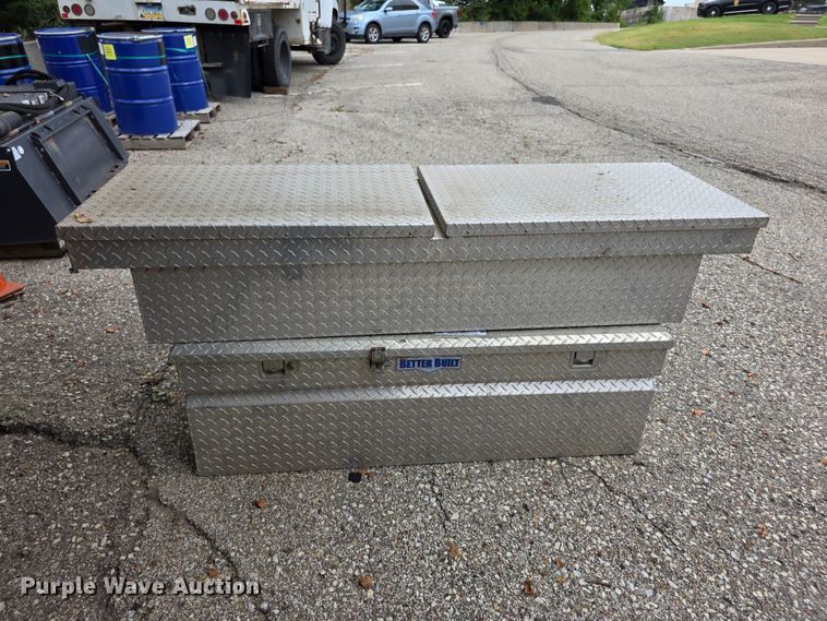 image for item NF9662 (2) toolboxes