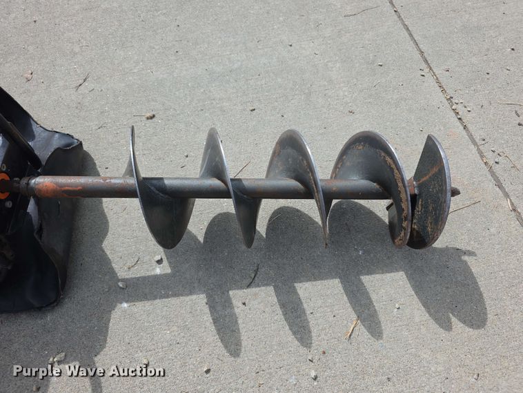 image for item NF9663 Stihl  BT131 auger