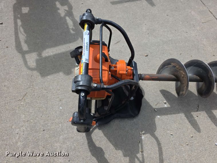 image for item NF9663 Stihl  BT131 auger