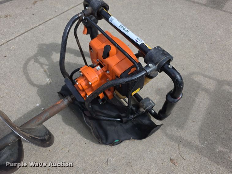 image for item NF9663 Stihl  BT131 auger