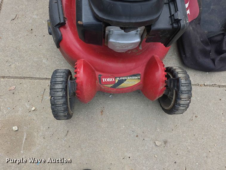 image for item NF9666 Toro push mower