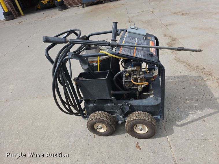 image for item NF9667 Mi-T-M  SM10 hot pressure washer