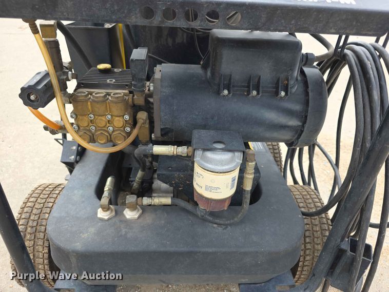 image for item NF9667 Mi-T-M  SM10 hot pressure washer
