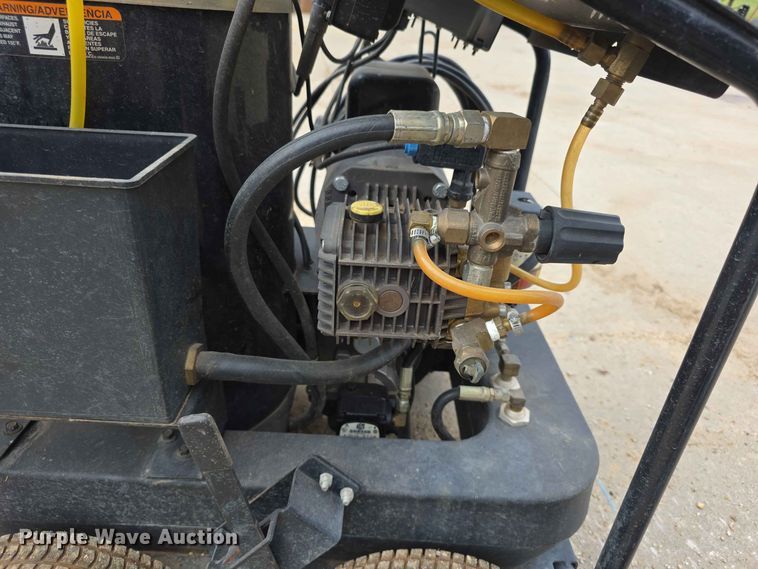 image for item NF9667 Mi-T-M  SM10 hot pressure washer