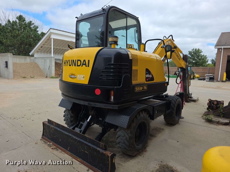 image for item NF9668 Hyundai ROBEX55W7A wheeled excavator