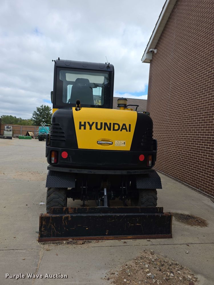 image for item NF9668 Hyundai ROBEX55W7A wheeled excavator