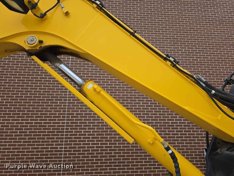 image for item NF9668 Hyundai ROBEX55W7A wheeled excavator
