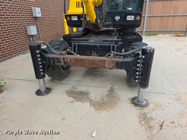 image for item NF9668 Hyundai ROBEX55W7A wheeled excavator