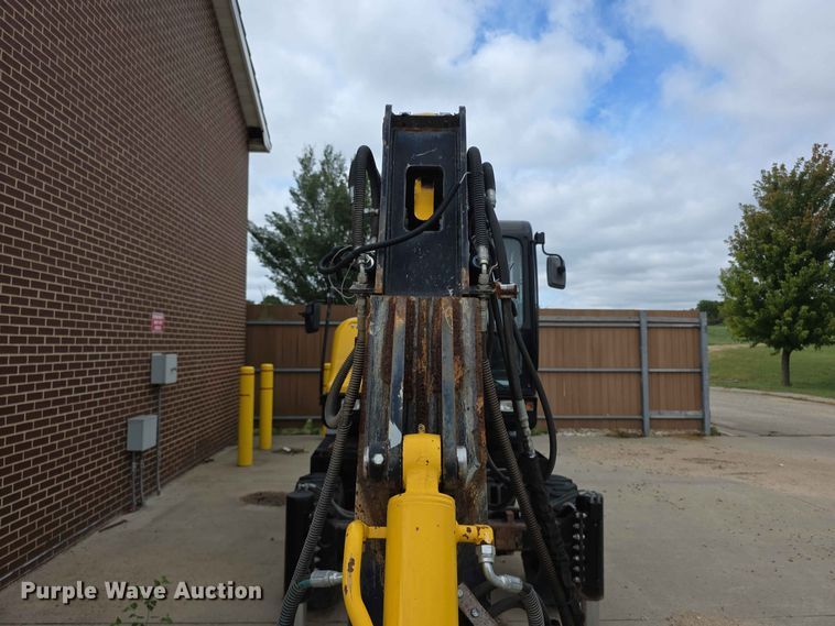 image for item NF9668 Hyundai ROBEX55W7A wheeled excavator