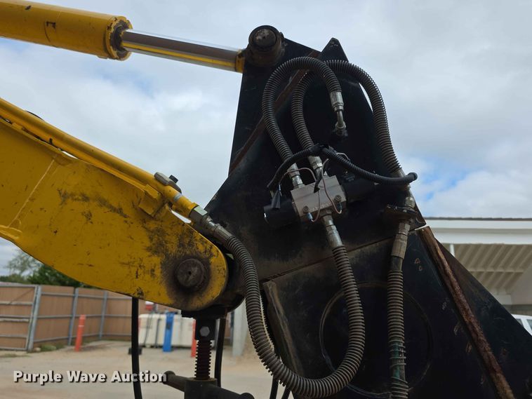 image for item NF9668 Hyundai ROBEX55W7A wheeled excavator