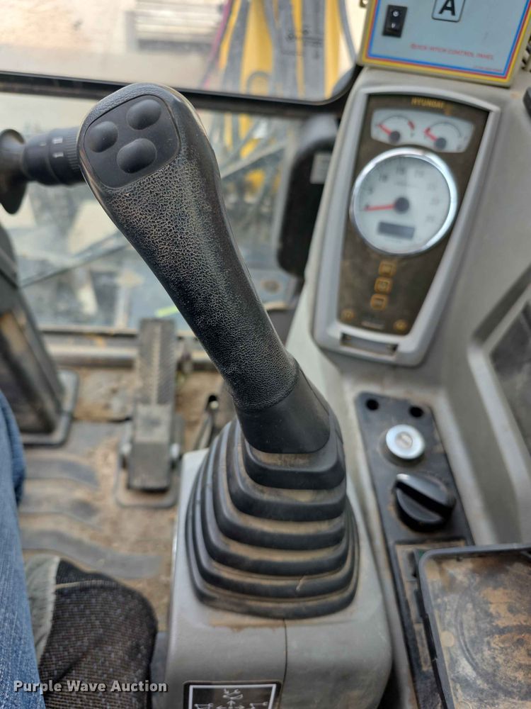 image for item NF9668 Hyundai ROBEX55W7A wheeled excavator