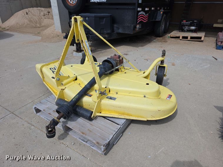 John Deere 272 rotary mower